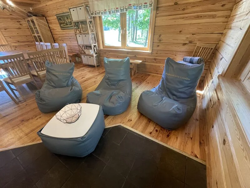 🛋️ 1-oji svetainė